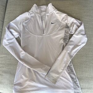 Nike Women's Light Gray Long Sleeve Top